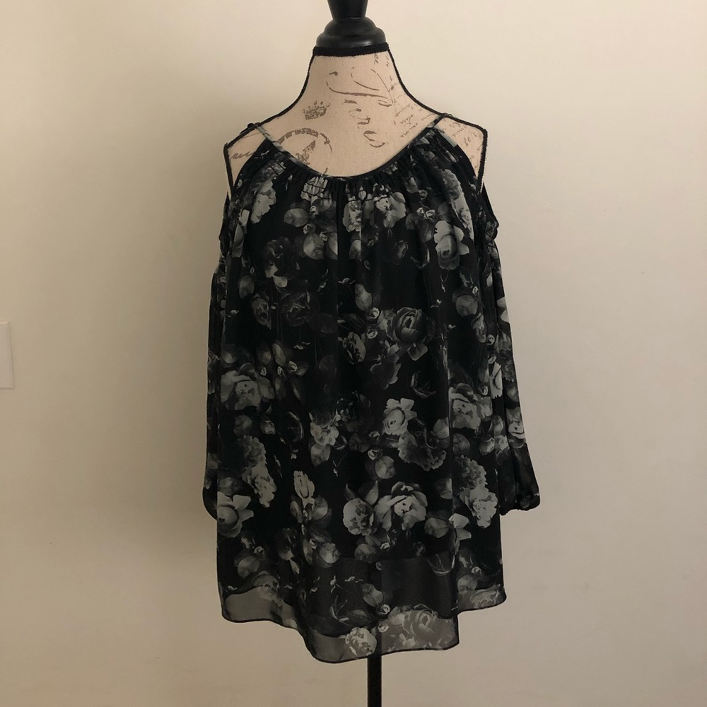 Max Studio Cold Shoulder Top